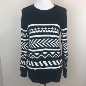 Forever 21 Black and White Geometric Sweater - M